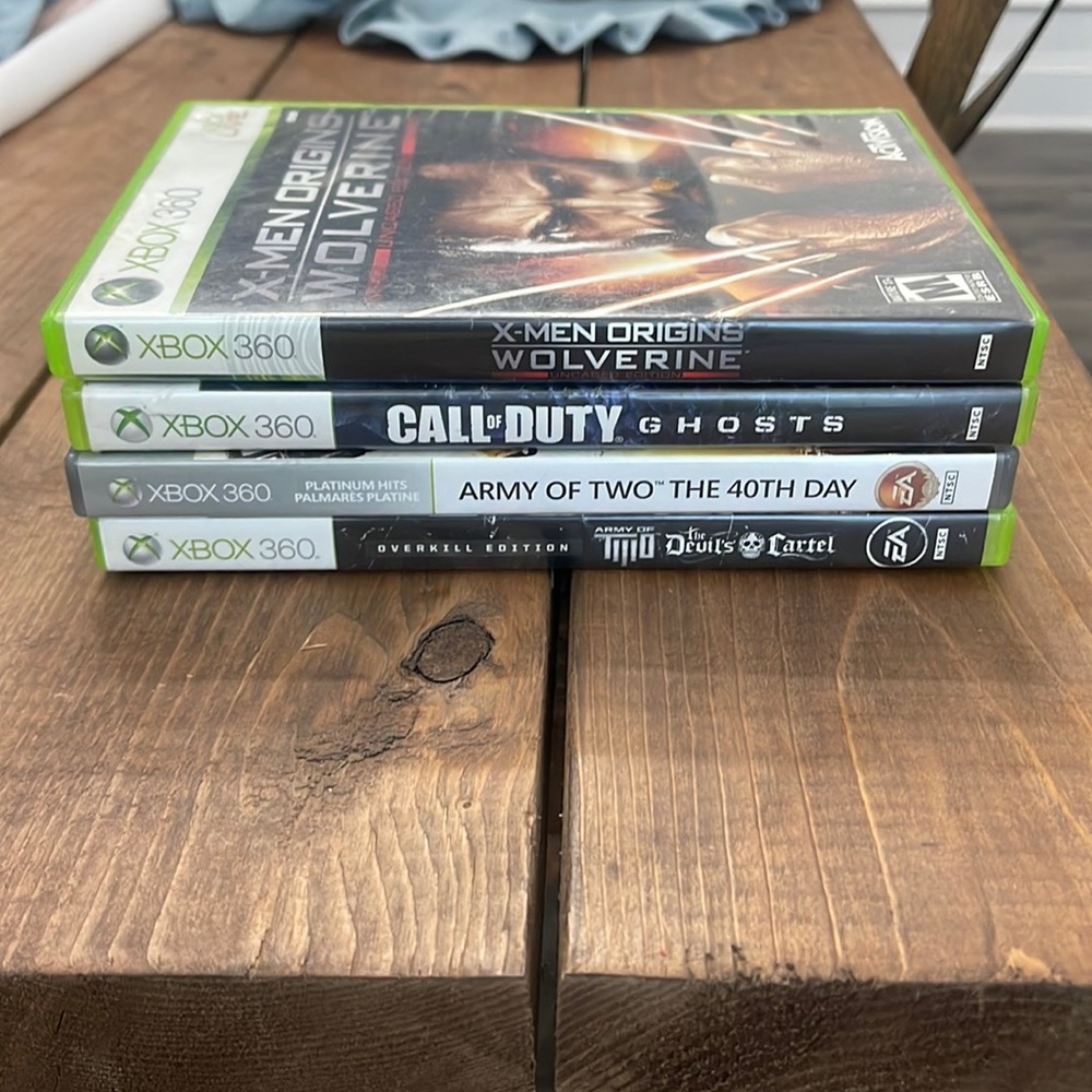 $20 (4) Xbox 360 games selling in bulk